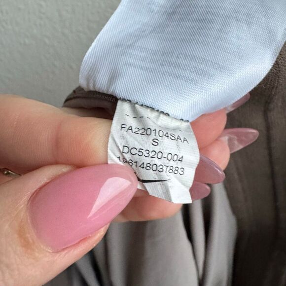 Nike Yoga 2-in-1 Training 6” Shorts Chocolate Brown DC5320-004 Men's Size Small - Picture 8 of 8